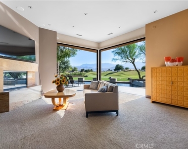 68 Royal Saint Georges Way - Photo Thumbnail 25