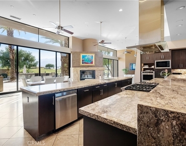 68 Royal Saint Georges Way - Photo Thumbnail 8