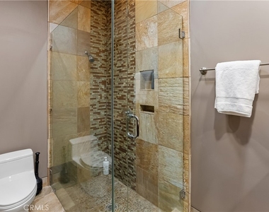 68 Royal Saint Georges Way - Photo Thumbnail 36