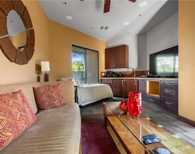 68 Royal Saint Georges Way - Photo Thumbnail 56