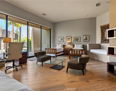 68 Royal Saint Georges Way - Photo Thumbnail 43