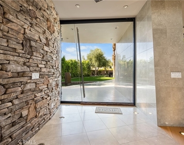 68 Royal Saint Georges Way - Photo Thumbnail 72
