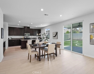 29305 Catalpa - Photo Thumbnail 6