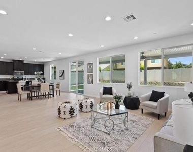 29305 Catalpa - Photo Thumbnail 15