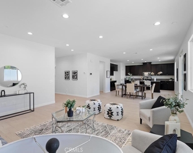 29305 Catalpa - Photo Thumbnail 14