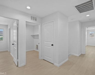29305 Catalpa - Photo Thumbnail 36