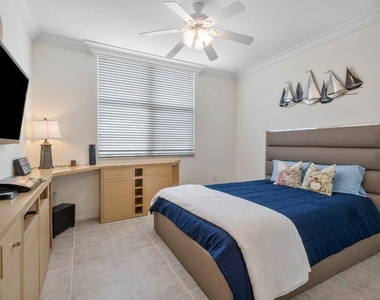 806 E Windward 301 Way - Photo Thumbnail 19