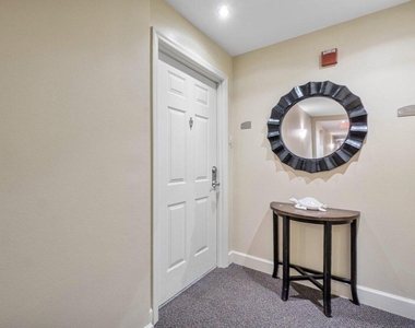 806 E Windward 301 Way - Photo Thumbnail 6