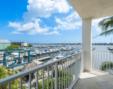 806 E Windward 301 Way - Photo Thumbnail 28