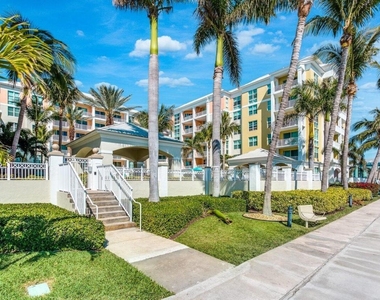 806 E Windward 301 Way - Photo Thumbnail 34