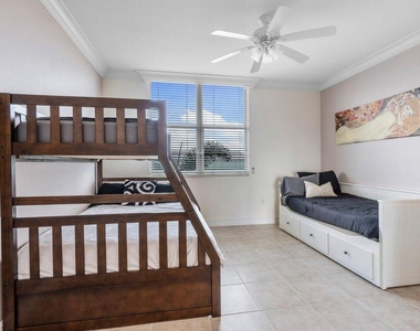 806 E Windward 301 Way - Photo Thumbnail 18