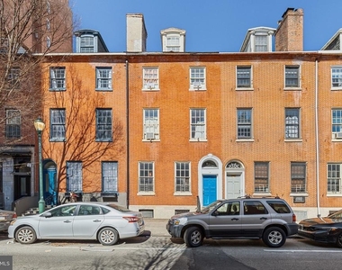 1225 Spruce Street — Listing History and Nearby Rentals