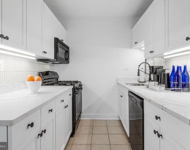2201 L Street Nw - Photo Thumbnail 21