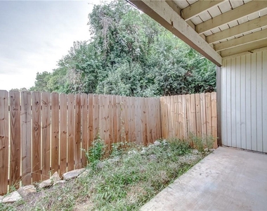4307 S 1st St - Photo Thumbnail 24