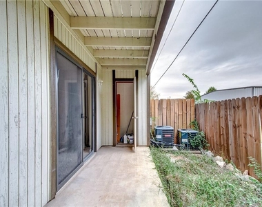 4307 S 1st St - Photo Thumbnail 27