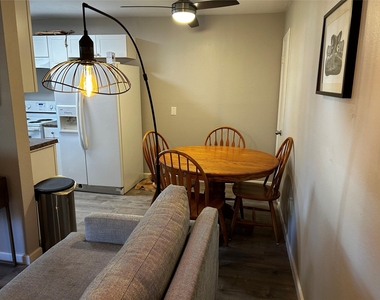 4307 S 1st St - Photo Thumbnail 37