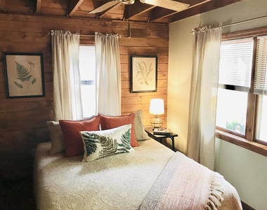 217 Bailey - Photo Thumbnail 9