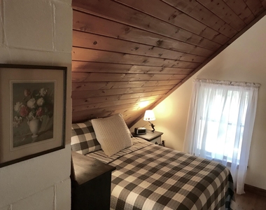 217 Bailey - Photo Thumbnail 12