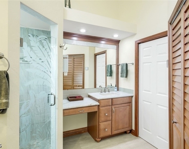 21580 Indian Bayou Drive - Photo Thumbnail 14