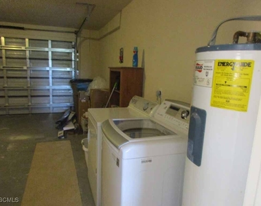 1510 Se 11th Place - Photo Thumbnail 19