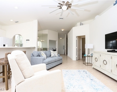 1937 Crestview Way - Photo Thumbnail 13