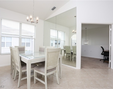 1937 Crestview Way - Photo Thumbnail 8