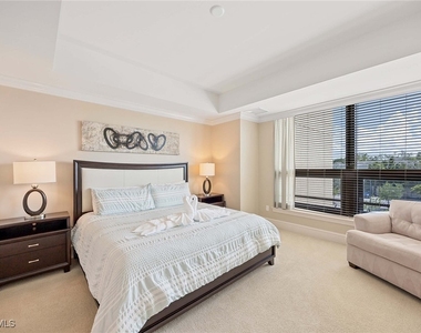9115 Strada Place - Photo Thumbnail 14