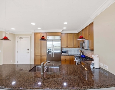9115 Strada Place - Photo Thumbnail 12
