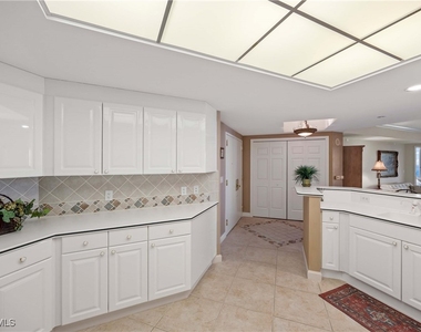 7117 Pelican Bay Boulevard - Photo Thumbnail 18