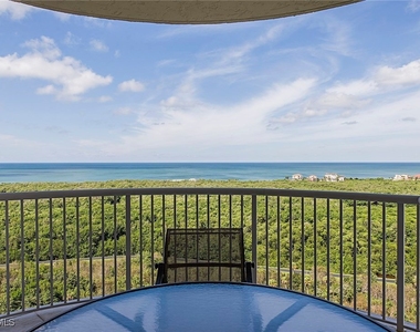 7117 Pelican Bay Boulevard - Photo Thumbnail 8