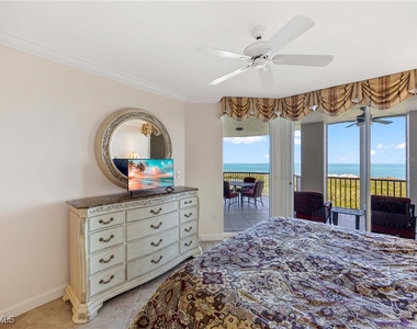 7117 Pelican Bay Boulevard - Photo Thumbnail 20