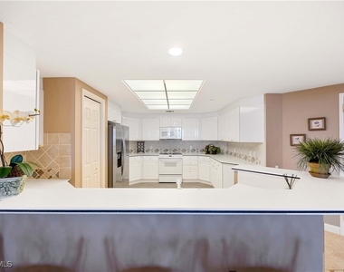 7117 Pelican Bay Boulevard - Photo Thumbnail 16
