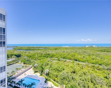 7117 Pelican Bay Boulevard - Photo Thumbnail 27