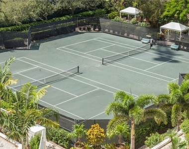 7117 Pelican Bay Boulevard - Photo Thumbnail 3