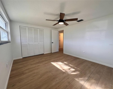 7521 Bougenville Drive - Photo Thumbnail 4