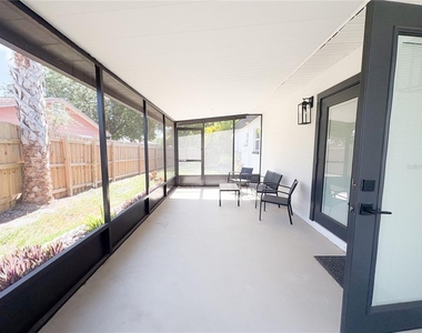 3054 Adrian Avenue - Photo Thumbnail 28
