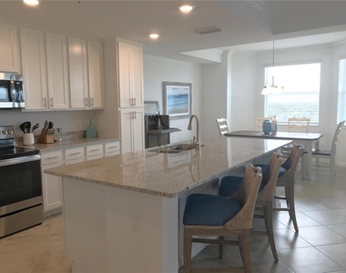 14091 Heritage Landing Boulevard - Photo Thumbnail 2