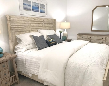 14091 Heritage Landing Boulevard - Photo Thumbnail 10