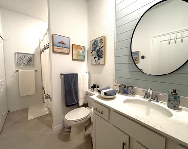 12140 Wellen Golf Street - Photo Thumbnail 25
