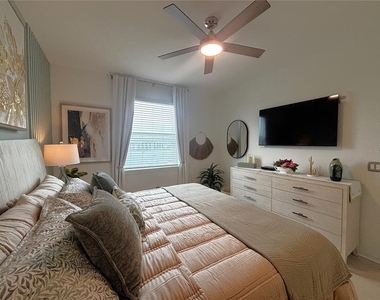 12140 Wellen Golf Street - Photo Thumbnail 15