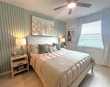 12140 Wellen Golf Street - Photo Thumbnail 14