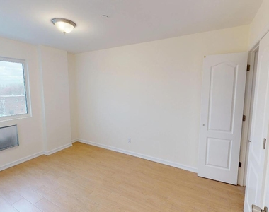 67-19 Austin Street - Photo Thumbnail 10