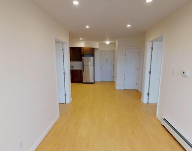 67-19 Austin Street - Photo Thumbnail 6