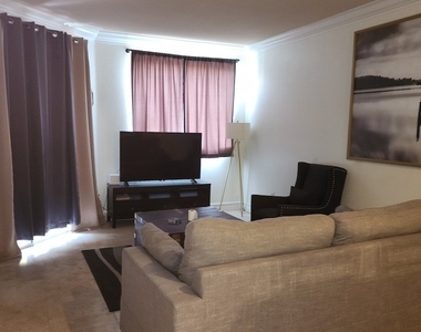 270 E Flamingo Road - Photo Thumbnail 6