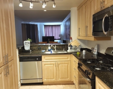 270 E Flamingo Road - Photo Thumbnail 2