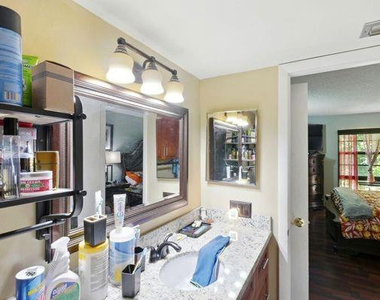 5530 Nw 44th Street - Photo Thumbnail 8