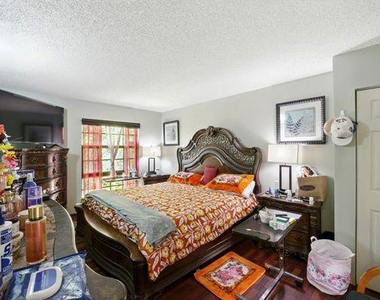5530 Nw 44th Street - Photo Thumbnail 20