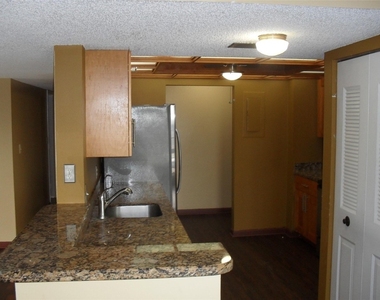 5530 Nw 44th Street - Photo Thumbnail 32