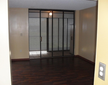 5530 Nw 44th Street - Photo Thumbnail 33