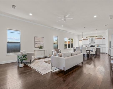 600 Melba Street - Photo Thumbnail 6